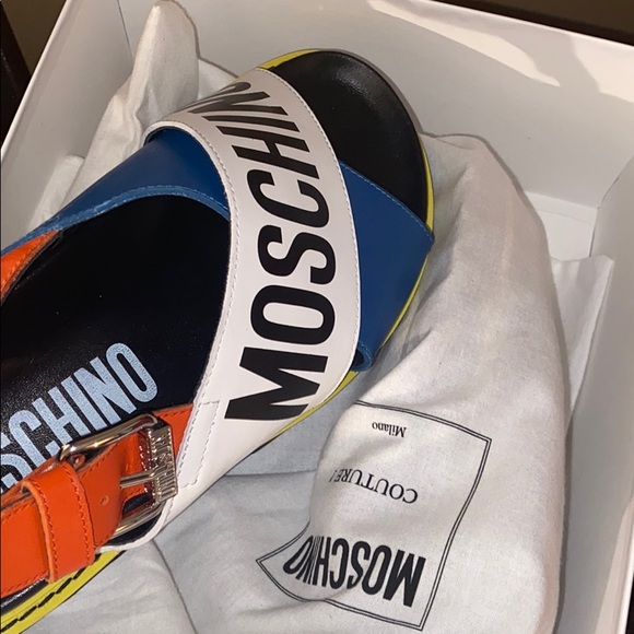 Moschino Sandals Size 39 - Picture 2 of 2